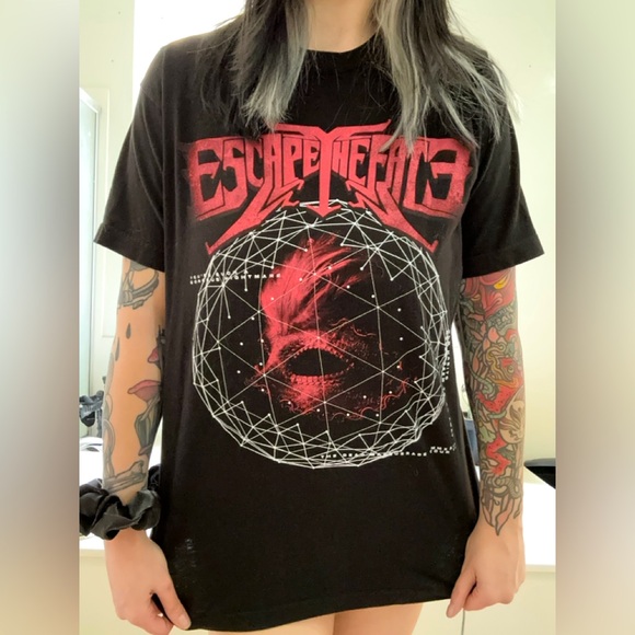Escape the Fate T-shirt - Picture 1 of 2
